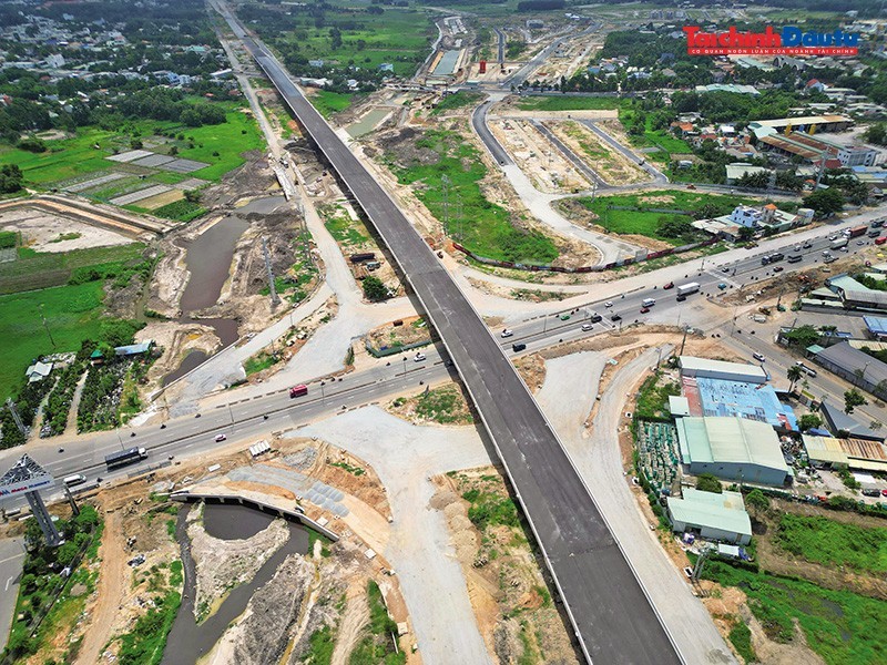Dự án đường Vành đai 3 đoạn qua TP.HCM đang về đích. Ảnh: Lê Toàn