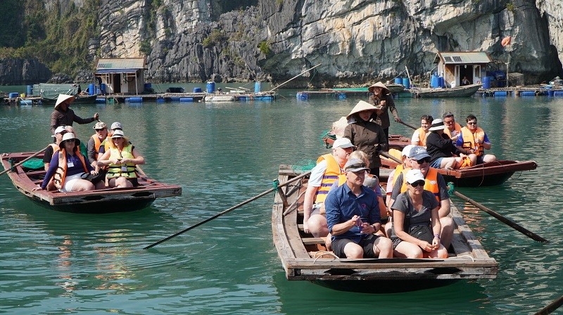 Quảng Ninh đang hướng đến nhóm khách có mức chi tiêu cao. Ảnh: Tiến Dũng