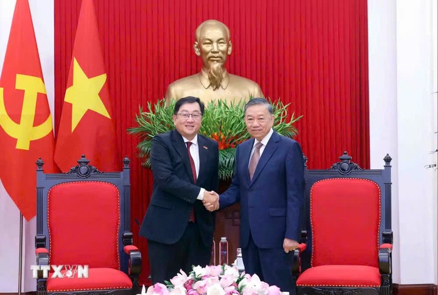 Tổng Bí thư, Chủ tịch nước Tô Lâm tiếp Đại sứ Đặc mệnh toàn quyền Malaysia tại Việt Nam Dato’ Tan Yang Thai. (Ảnh: Phạm Kiên/TTXVN)