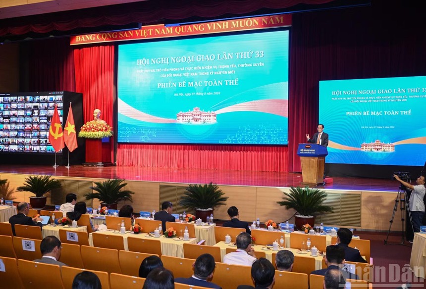 Toàn cảnh phiên bế mạc toàn thể. Ảnh: BND.