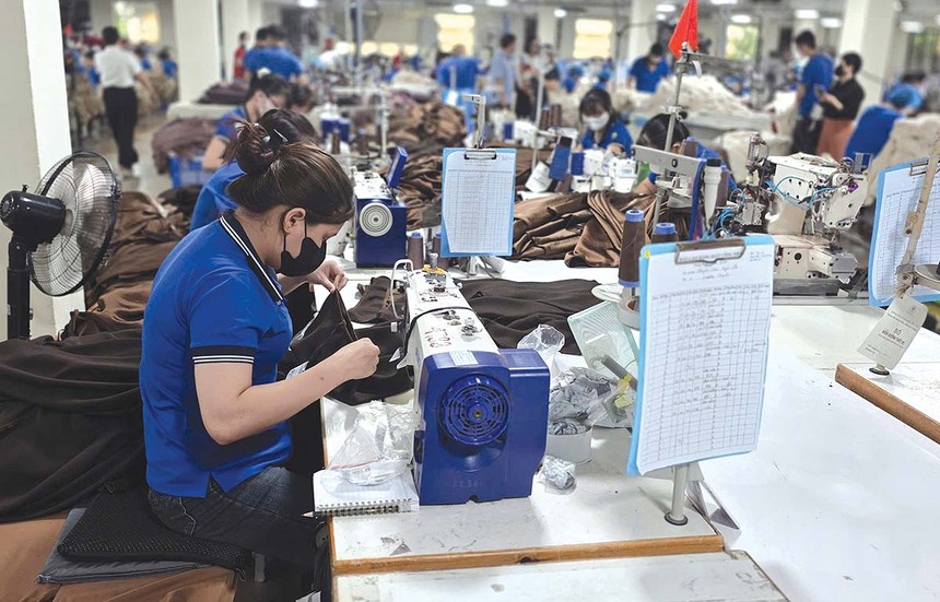 Mức thuế 12,5% của Mỹ đang tạo ra những thách thức không nhỏ đối với hoạt động xuất khẩu của Việt Nam (Ảnh: P.V)