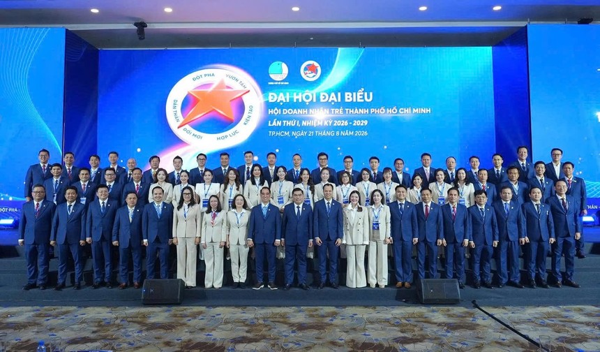 Tập thể Ban Chấp hành Hội Doanh nhân trể TP.HCM nhiệm kỳ I (2026 – 2029). Ảnh: BTC YBA.