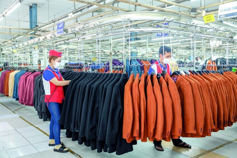 Thuế quan làm thay đổi tương quan giữa các quốc gia xuất khẩu nhưng vị thế của dệt may Việt Nam tại Mỹ vẫn được duy trì. 