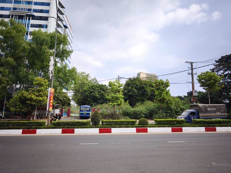 Sau lần đấu giá không thành công vào ngày 8/8/2026, khu đất thực hiện Dự án Tổ hợp Thương mại dịch vụ và nhà ở 15-17 đường Trường Chinh tiếp tục được đưa ra đấu giá vào ngày 14/9/2026.