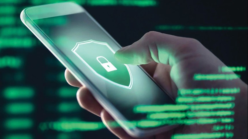 Thủ đoạn của tội phạm mạng hiện nay là tìm cách “hack” người dùng và chiếm quyền điều khiển phương tiện của họ