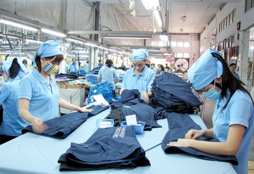 Xuất khẩu hàng dệt may 8 tháng năm 2026 chỉ tăng 1,6% so với cùng kỳ năm ngoái.