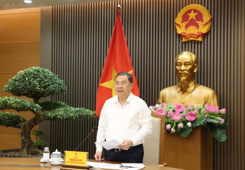 Phó Thủ tướng Thường trực Phạm Gia Túc cho ý kiến về chủ trương đầu tư xây dựng Tổ hợp Công nghiệp đường sắt - Ảnh: chinhphu.vn