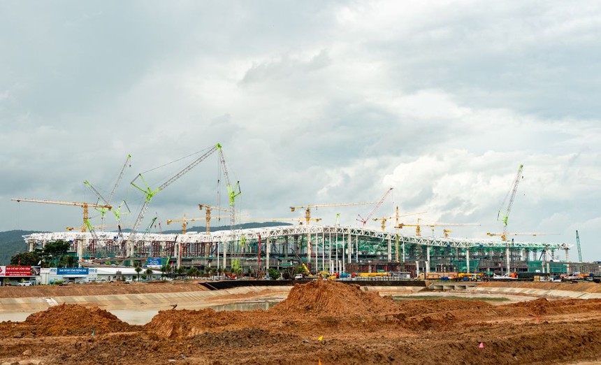Thi công Nhà ga T2 Cảng hàng không quốc tế Phú Quốc.