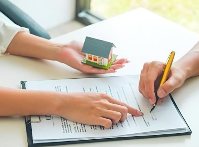 Một trong những nội dung đáng chú ý là mở rộng nhóm hợp đồng kinh doanh bất động sản được phép chuyển nhượng.