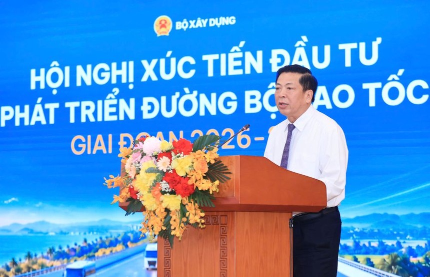 Bộ trưởng Bộ Xây dựng Trần Hồng Minh phát biểu tại Hội nghị xúc tiến đầu tư. 