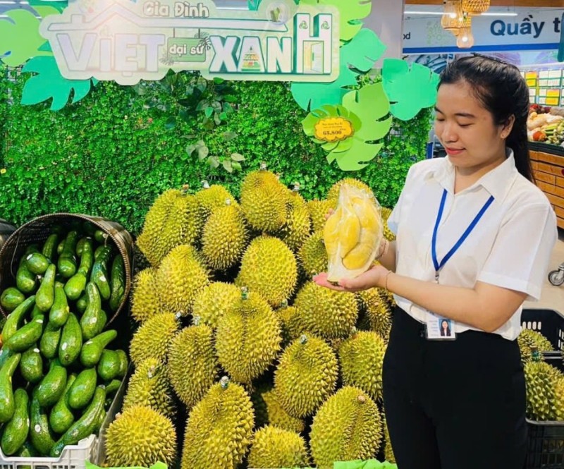 Nghị định số 384/2026/NĐ-CP quy định xác định xuất xứ Việt Nam đối với hàng hóa sản xuất và lưu thông trong nước.