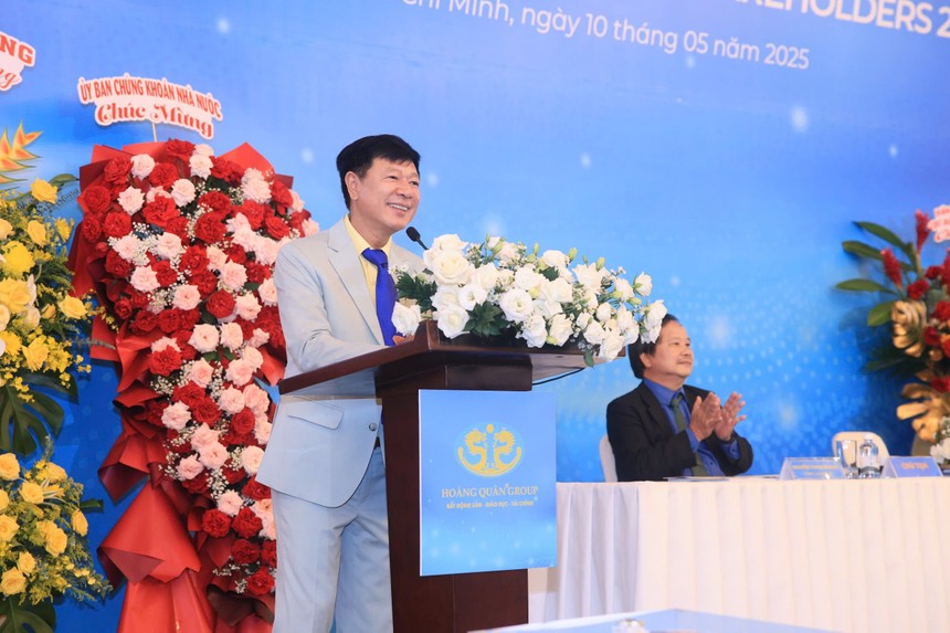 Ông Trương Anh Tuấn, Chủ tịch HĐQT Hoàng Quân phát biểu tại Đại hội