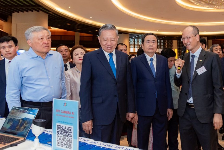 Tổng bí thư Tô Lâm chúc mừng FPT đã có nền tảng cốt lõi, thực hiện nhiệm vụ trọng tâm của đất nước.