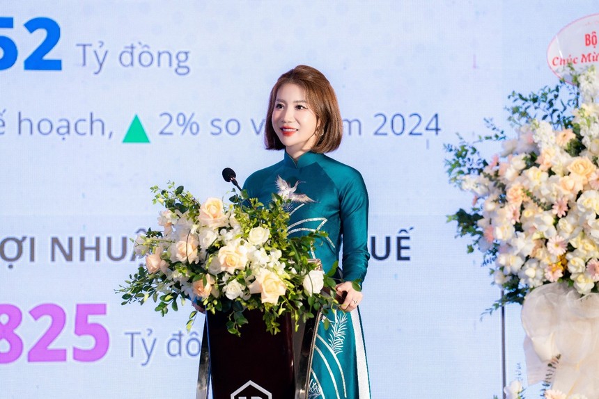 Bà Hàn Thị Khánh Vinh - Thành viên Hội đồng quản trị, Tổng giám đốc Vinapharm chia sẻ những thành tựu đạt được trong năm 2025 và giai đoạn 2021 - 2025