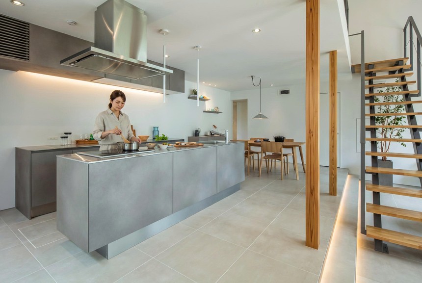 Khách hàng ưu tiên các thương hiệu có thiết kế đẹp, độ bền cao, chi phí vận hành hợp lý. Ảnh: Hiroki Isohata