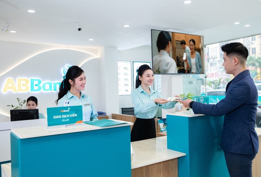 ABBank vừa được Ngân hàng Nhà nước chấp thuận tăng vốn điều lệ thêm tối đa 10.765 tỷ đồng. 