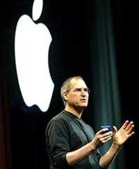 Nhiều rắc rối đang chờ CEO Steve Jobs