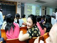 Dù thị trường điều chỉnh nhưng VN-Index vẫn trong xu hướng tăng
