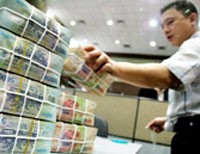 Lãi tiền gửi tiết kiệm sẽ không phải chịu thuế TNCN