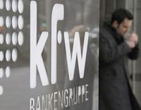 Logo của KfW trước trụ sở tại Frankfurt, Đức. Ảnh: dailylife