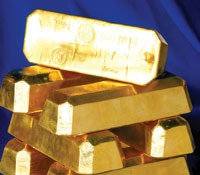USD rớt giá, vàng tăng mạnh lên 820 USD/oz