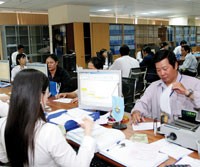 Tăng trưởng trong thách thức, khó khăn