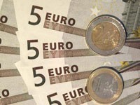 Đồng euro có thể giảm từ mức hiện tại là 1 euro đổi được 1,3317 USD hiện nay xuống còn 1 euro = 1,25 USD trogn tuần trước. (Ảnh: Freefoto)