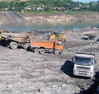 Những bất cập trong hoạt động của mô hình DN vừa kinh doanh, vừa công ích vẫn còn đó.