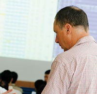 Hiện tại, NĐT nước ngoài đang chiếm tỷ trọng không lớn trên TTCK niêm yết.