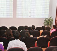 P-notes trong giai đoạn vừa qua đóng vai trò tích cực đối với TTCK Việt Nam và chưa có dấu hiệu nguy hiểm.