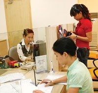 Nhiều nghề nghiệp trong lĩnh vực như chứng khoán, ngân hàng… vẫn chưa có sản phẩm bảo hiểm.