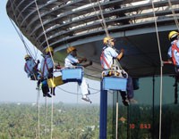 Pan Pacific đang là một trong những thương hiệu được tín nhiệm hàng đầu trong lĩnh vực vệ sinh công nghiệp và bảo dưỡng bất động sản tại Việt Nam. 