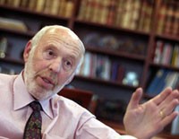 Ông chủ hãng đầu tư Renaissance Technologies - James Simons. Ảnh: AP