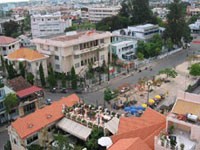 Cần Thơ là trung tâm hành chính lớn nhất trong khu vực Đồng bằng sông Cửu Long. 