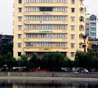 Cuộc tranh giành thị phần ở khu vực phía Tây và gần trung tâm thành phố vẫn chưa ngã ngũ