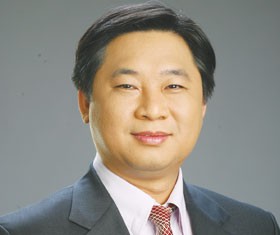 Ông Trịnh Hoài Giang 