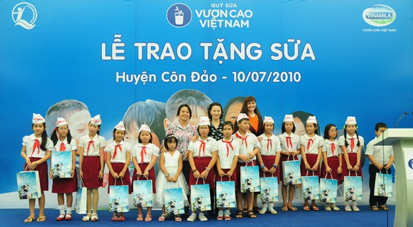 Vinamilk: Phát triển nhưng không quên trách nhiệm xã hội