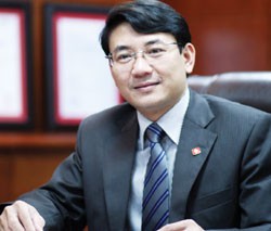 Bảo hiểm trực tuyến: Trông chờ dài hạn