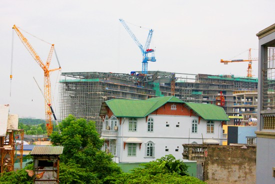 Có khá nhiều lựa chọn giúp chủ đầu tư bổ sung nguồn vốn để tiếp tục triển khai các dự án mà không cần tới vay vốn từ ngân hàng nếu tìm được đối tác phù hợp.