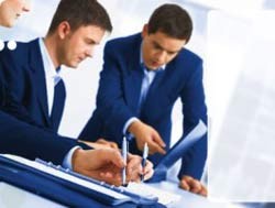 Quỹ Market Vectors Vietnam có thể thoái vốn tại HSG và FPT