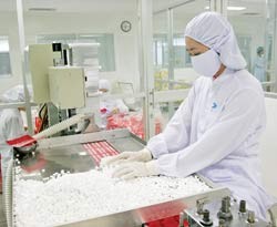 Ngành dược trong nước sẽ phải chịu áp lực cạnh tranh lớn từ các NĐT nước ngoài