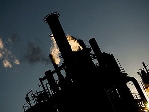 Một nhà máy lọc dầu ở Libya. (Nguồn: Telegraph).