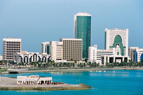 Mặc dù kinh tế thế giới nhìn chung đang có nguy cơ suy thoái, nhưng nhiều quốc gia vẫn có GDP bình quân đầu người hàng chục nghìn USD.