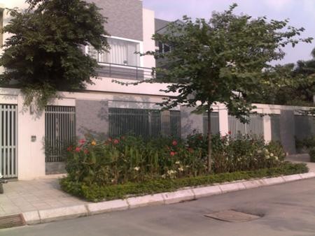 Với việc hoàn thiện hạ tầng, khu đô thị Văn Phú hiện đã thu hút được lượng lớn người dân về sinh sống