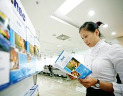 DN niêm yết “chém gió”