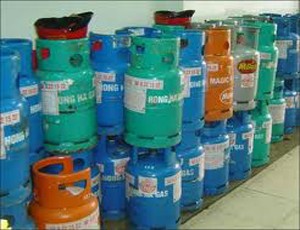 Giá gas tăng 24.000 đồng/bình 12kg