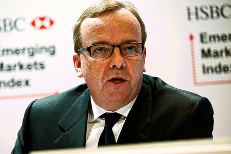 HSBC lãi lớn, CEO lĩnh thưởng 20 triệu đô 