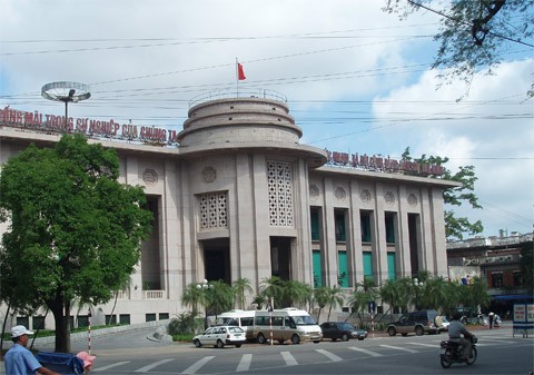 Hạ lãi suất, bài toán khó cho Ngân hàng Nhà nước