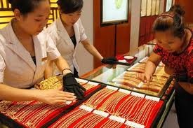 Vàng giảm nhẹ, chênh lệch giá bán và mua thu hẹp