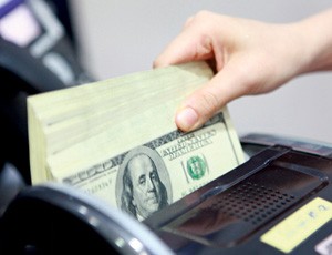 Giảm trạng thái ngoại hối: thông điệp gì?